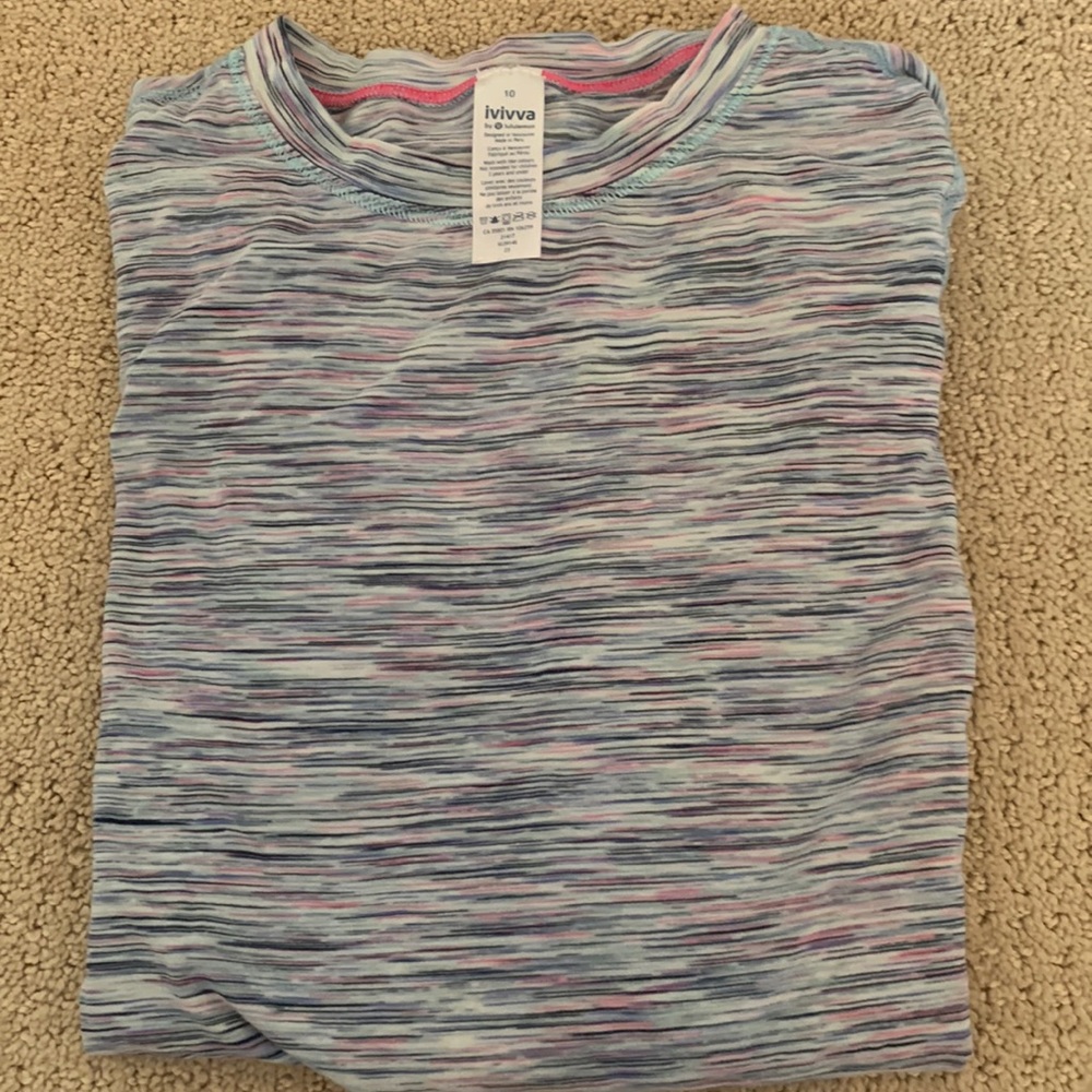 lululemon long sleeve purple blue and pink long sleeve sheet w/ thumb wholes
